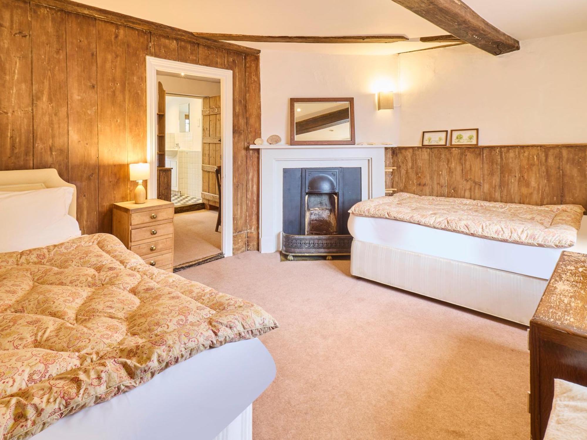 Host & Stay - The Bell House Wickhambreaux Exteriör bild