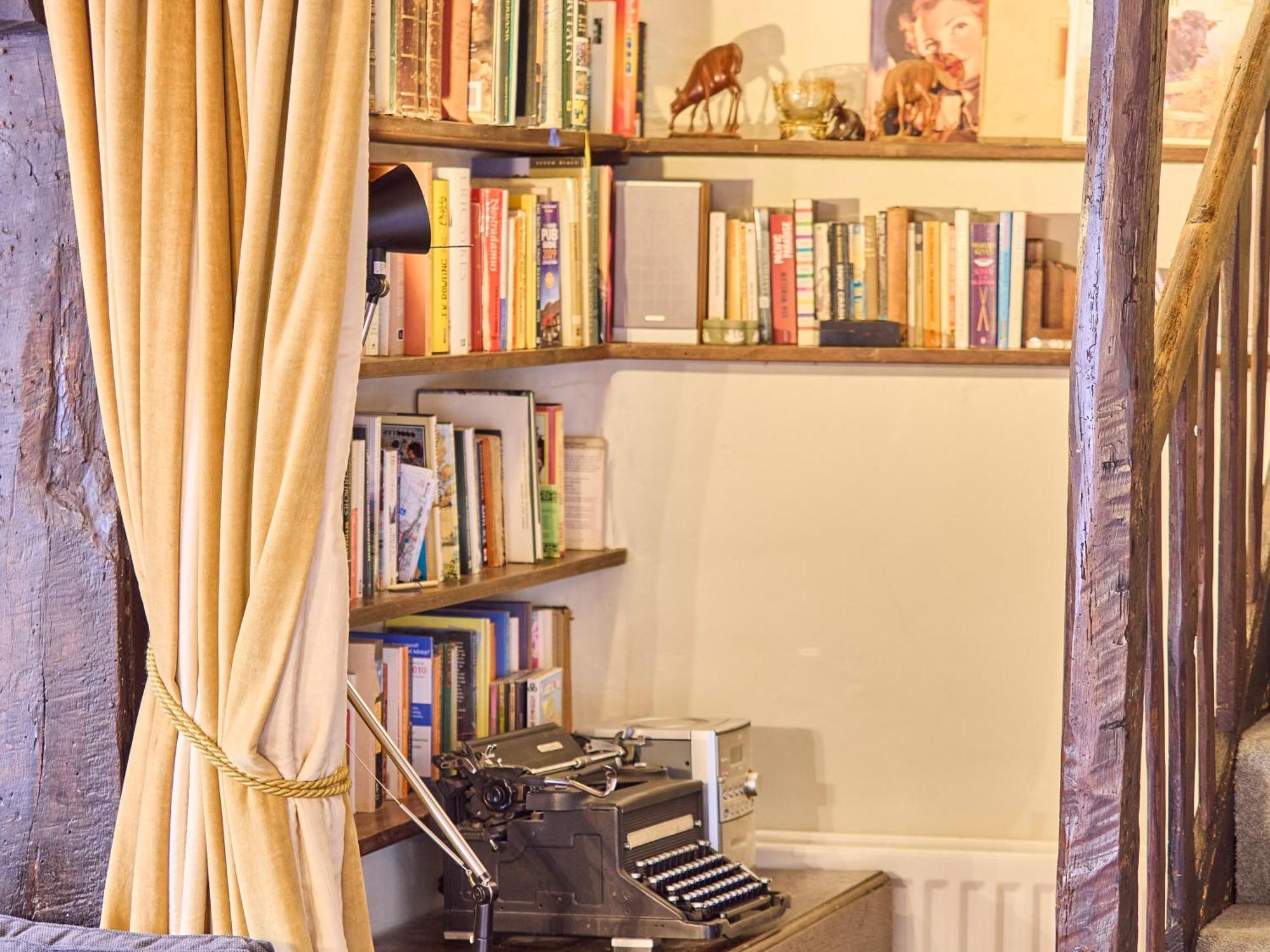 Host & Stay - The Bell House Wickhambreaux Exteriör bild