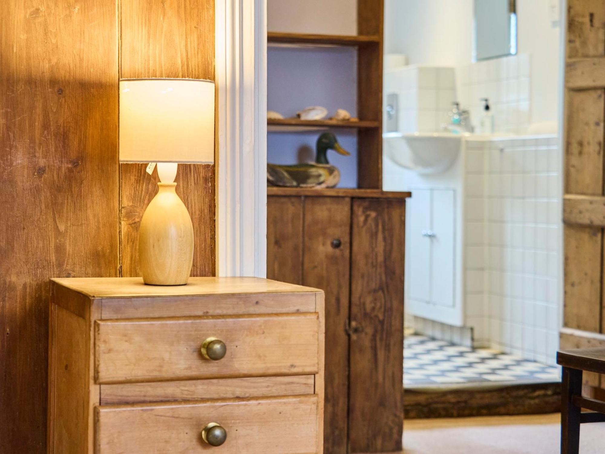 Host & Stay - The Bell House Wickhambreaux Exteriör bild